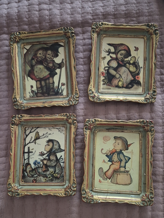 Other - Vintage Whimsical Children Wall Plaques - Set of 4 - Pastel Cream & Muted Blue